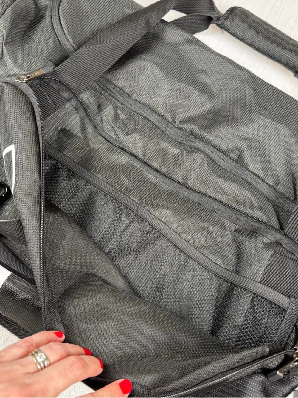 Runetz Gym Travel Black Duffle Bag with Carry Handles and Strap NWT